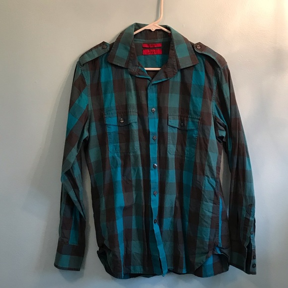 Alfani Other - Men’s fitted Alfani button blue down plaid shirt